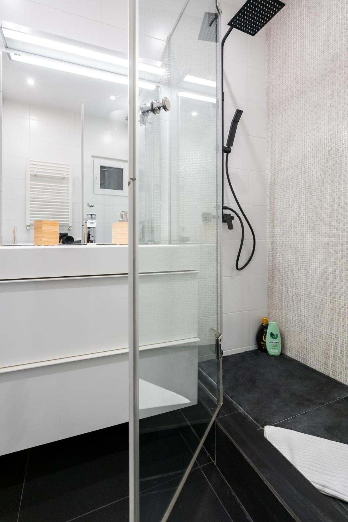 Sunny 2br Roof Flat - Amazing Terrace Apartament